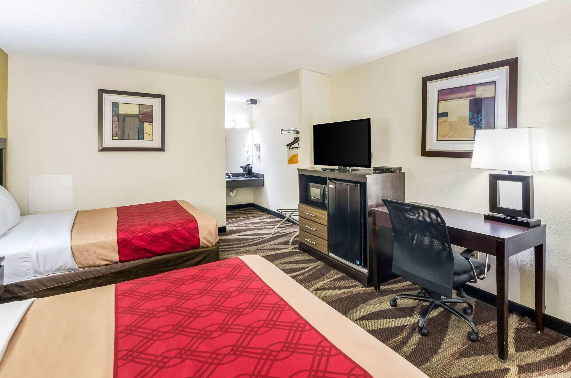 Econo Lodge Glade Springs I-81 Εξωτερικό φωτογραφία
